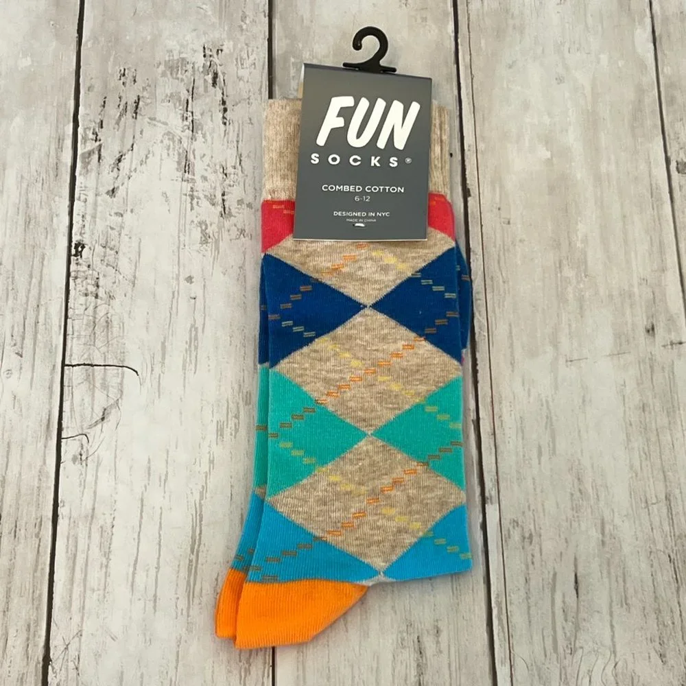 FUN Socks Men's Argyle Cotton Crew Socks Size 6-12 NEW NWT